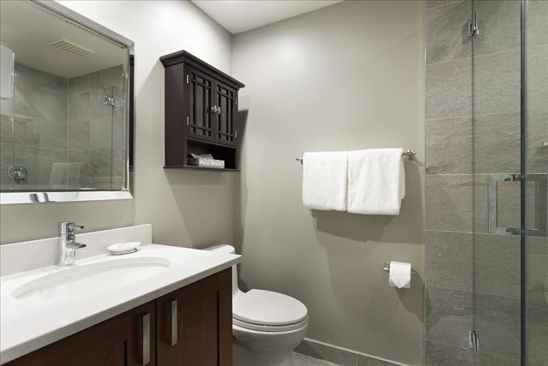 Whistler Accommodations - Main Bathroom - Rentals By Owner