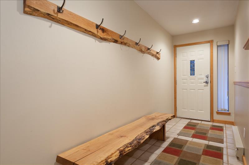 Whistler Accommodations - Entry way  - Rentals By Owner