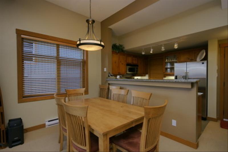 Whistler Accommodations - Dining area with room for the whole family - Rentals By Owner