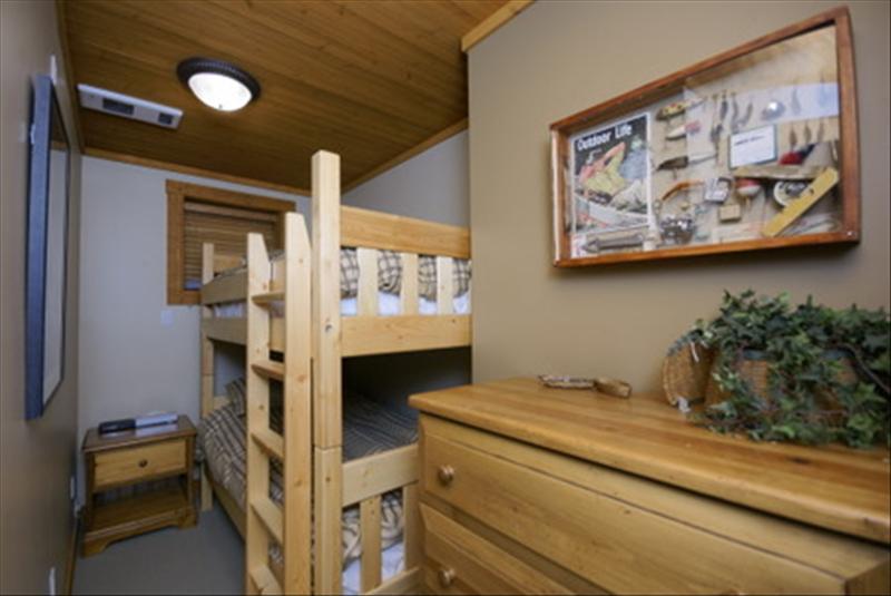 Whistler Accommodations - Third bedroom with bunk beds - Rentals By Owner