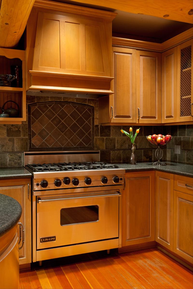 Whistler Accommodations - Fully Equipped Kitchen - Rentals By Owner