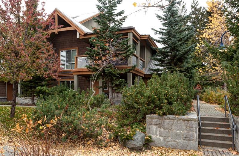 Whistler Accommodations - Nice bright 2nd floor unit with private hot tub and view of mountains - Rentals By Owner