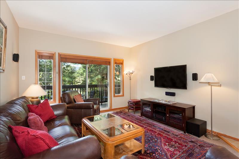 Whistler Accommodations - Snowy Creek Living Room - Rentals By Owner
