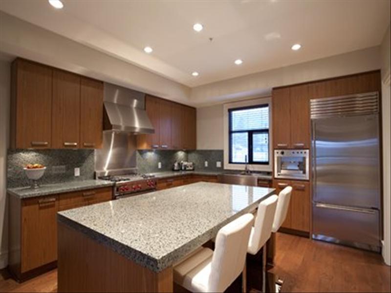 Whistler Accommodations - Luxury Kitchen - Rentals By Owner