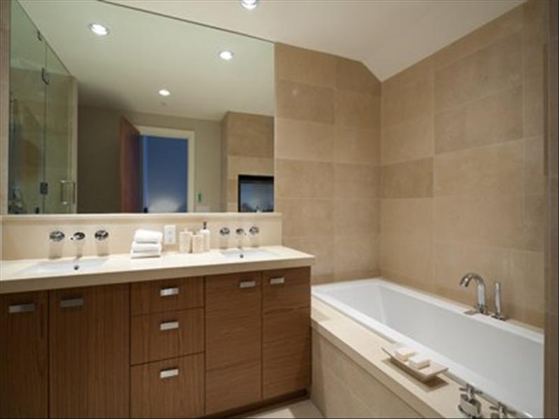 Whistler Accommodations - Bathroom   - Rentals By Owner