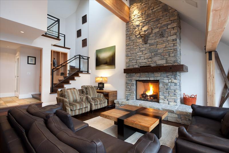 Whistler Luxury Accommodation Whistler Pinnacle Ridge 1-877-887-5422