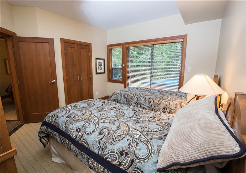 Whistler Accommodations - Lower Master Bedroom (can set up king bed) - Rentals By Owner