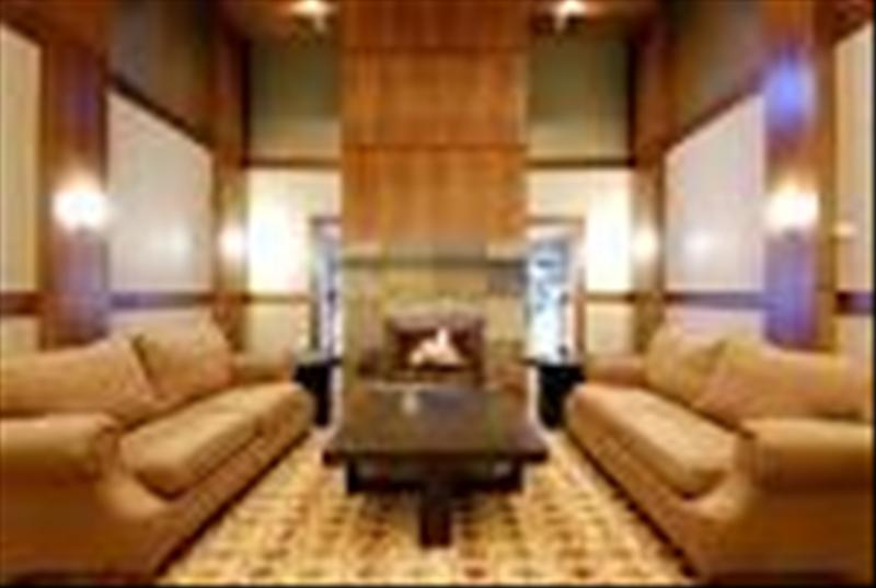 Whistler Accommodations - Glacier lodge Lobby and sitting area - Rentals By Owner