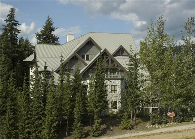 Whistler Accommodations - Aspens in the Summertime - Rentals By Owner