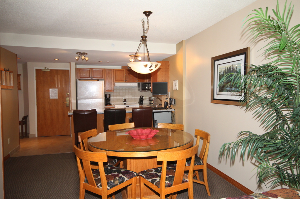 Whistler Accommodations - Kitchen and dining area - Rentals By Owner