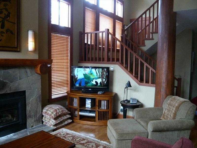 Whistler Accommodations - Taluswood Living with Lofted Ceilings - Rentals By Owner