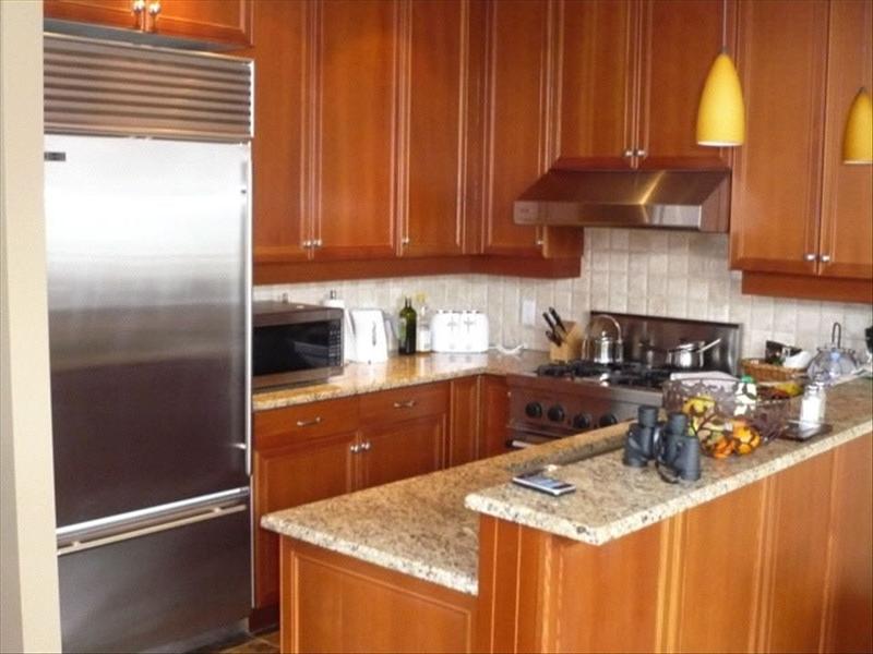 Whistler Accommodations - Taluswood Fully Equipped Kitchen - Rentals By Owner