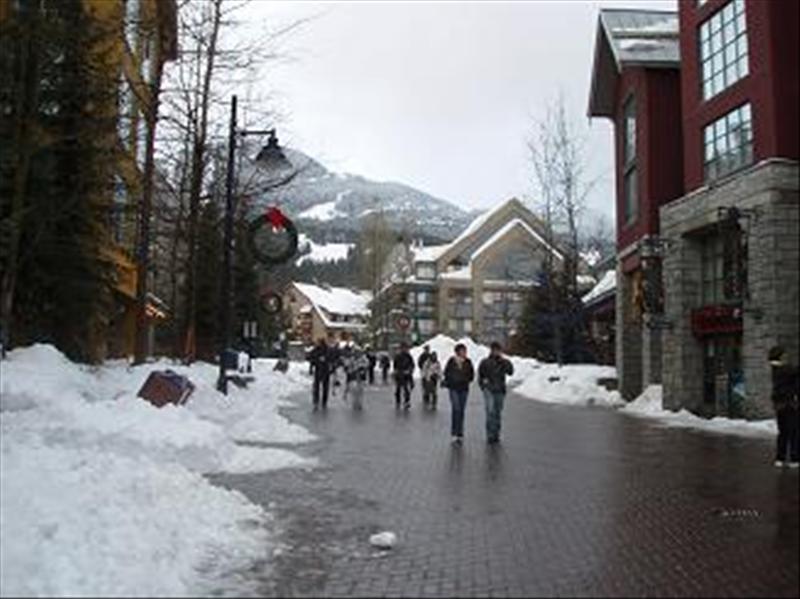 Whistler Accommodations - Main Entrance to Bear Lodge - Rentals By Owner